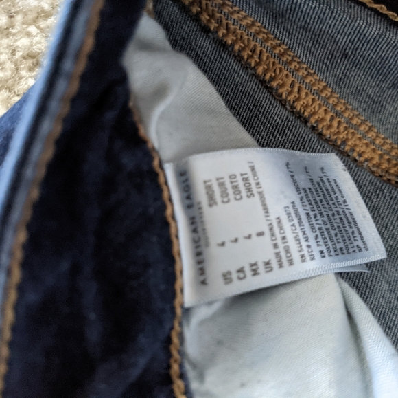 American Eagle Short and X-Short Jeans 3 pairs - Picture 4 of 7